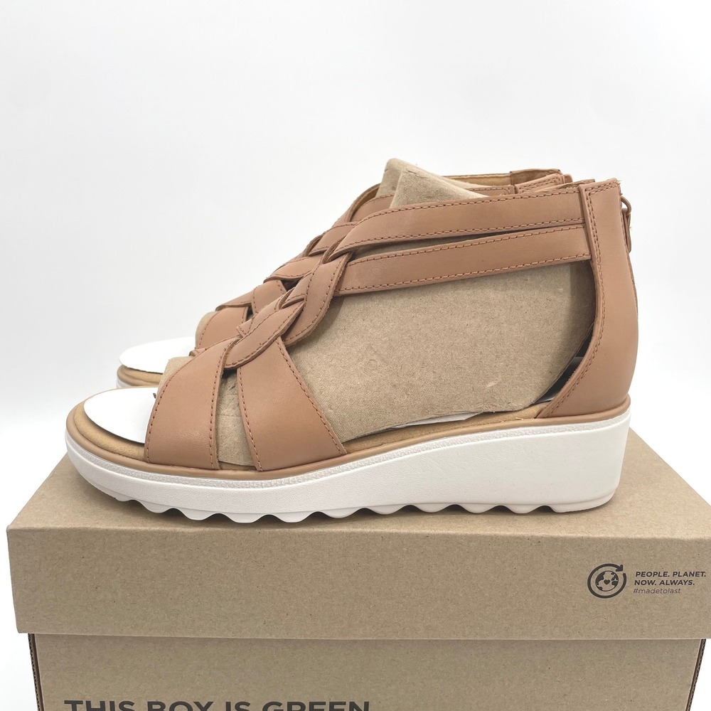 CLARKS JILLIAN BRIGHT TAN LEATHER SANDALS NEW IN BOX